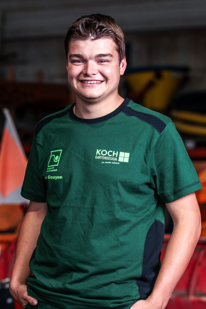 03.08.2023, Azubi, Koch Gartendesign,